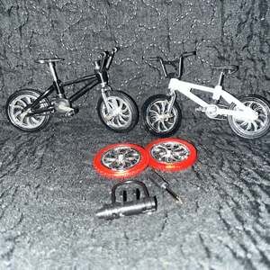 Tech Deck Finger BMX Bike Bundle - Black & White with Spare Tires and Tool